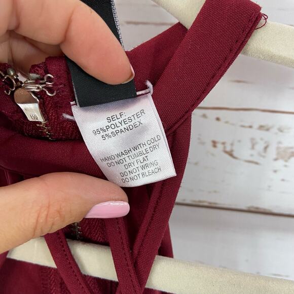 Windsor M Maroon Strappy Sweetheart High Halter Racerback Bodycon Mini Dress - Picture 7 of 7